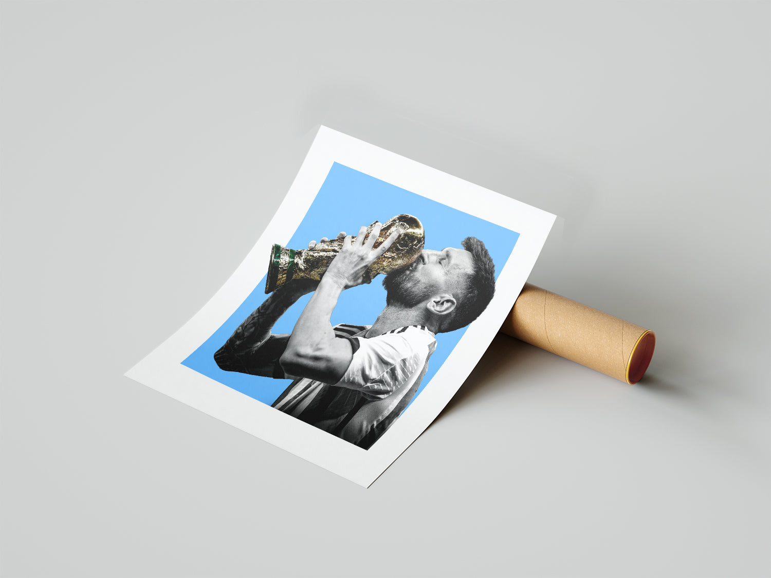 Messi The Kiss